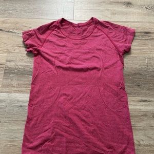Lululemon Swiftly Tech Short-Sleeve